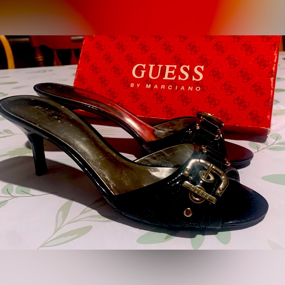 Guess black sandals size8.5